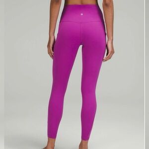 Lululemon Align High-Rise Pant with Pockets 25"
Vivid Plum